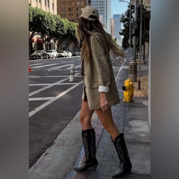 Steve Madden Lasso Women's Black
Embroidered Western Cowboy Boots - Picture 6 of 13